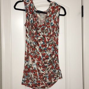 Daisy Fuentes sleeveless top